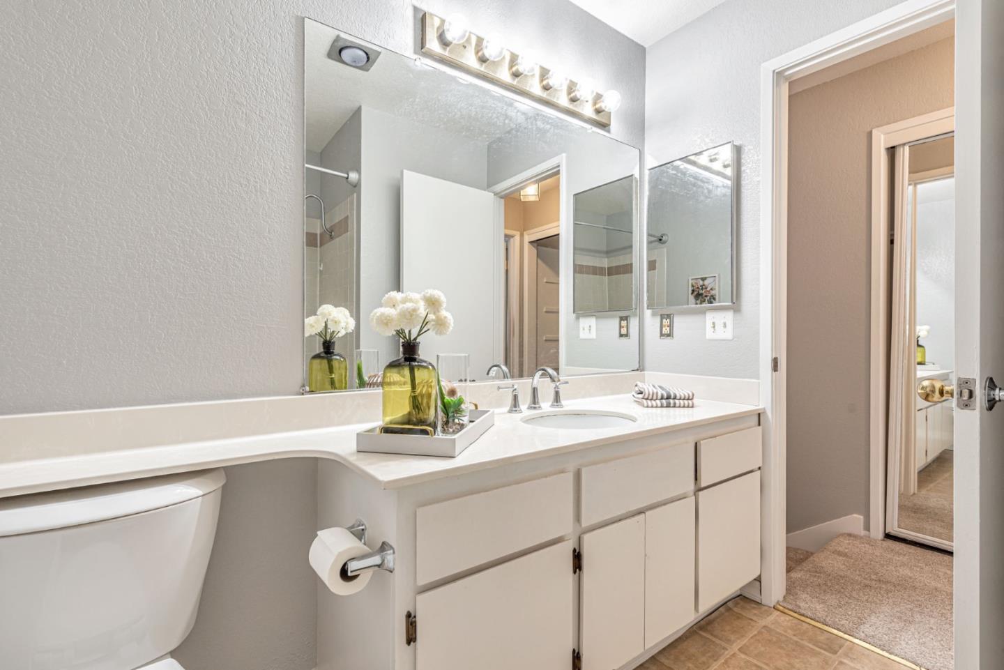 Detail Gallery Image 18 of 31 For 432 Coyote Creek Cir, San Jose,  CA 95116 - 1 Beds | 1 Baths