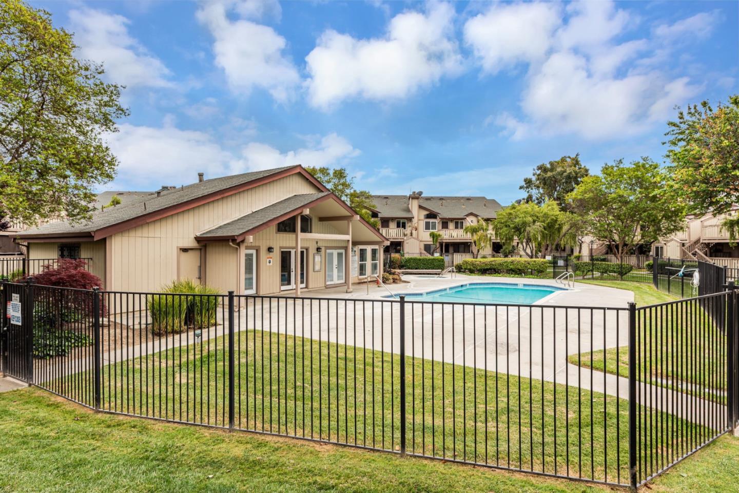 Detail Gallery Image 28 of 31 For 432 Coyote Creek Cir, San Jose,  CA 95116 - 1 Beds | 1 Baths
