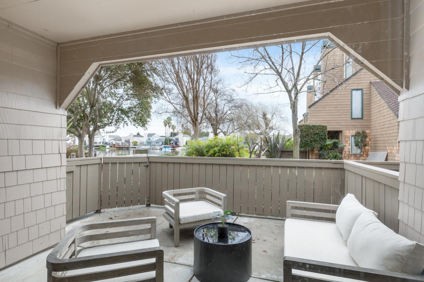 Detail Gallery Image 13 of 22 For 77 Pelican Ln, Redwood City,  CA 94065 - 1 Beds | 1 Baths