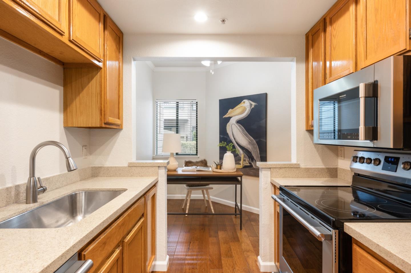Detail Gallery Image 5 of 22 For 77 Pelican Ln, Redwood City,  CA 94065 - 1 Beds | 1 Baths