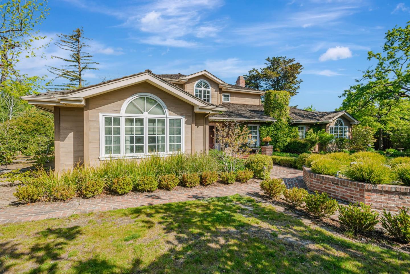 Detail Gallery Image 10 of 46 For 280 Uplands Dr, Hillsborough,  CA 94010 - 5 Beds | 4/1 Baths