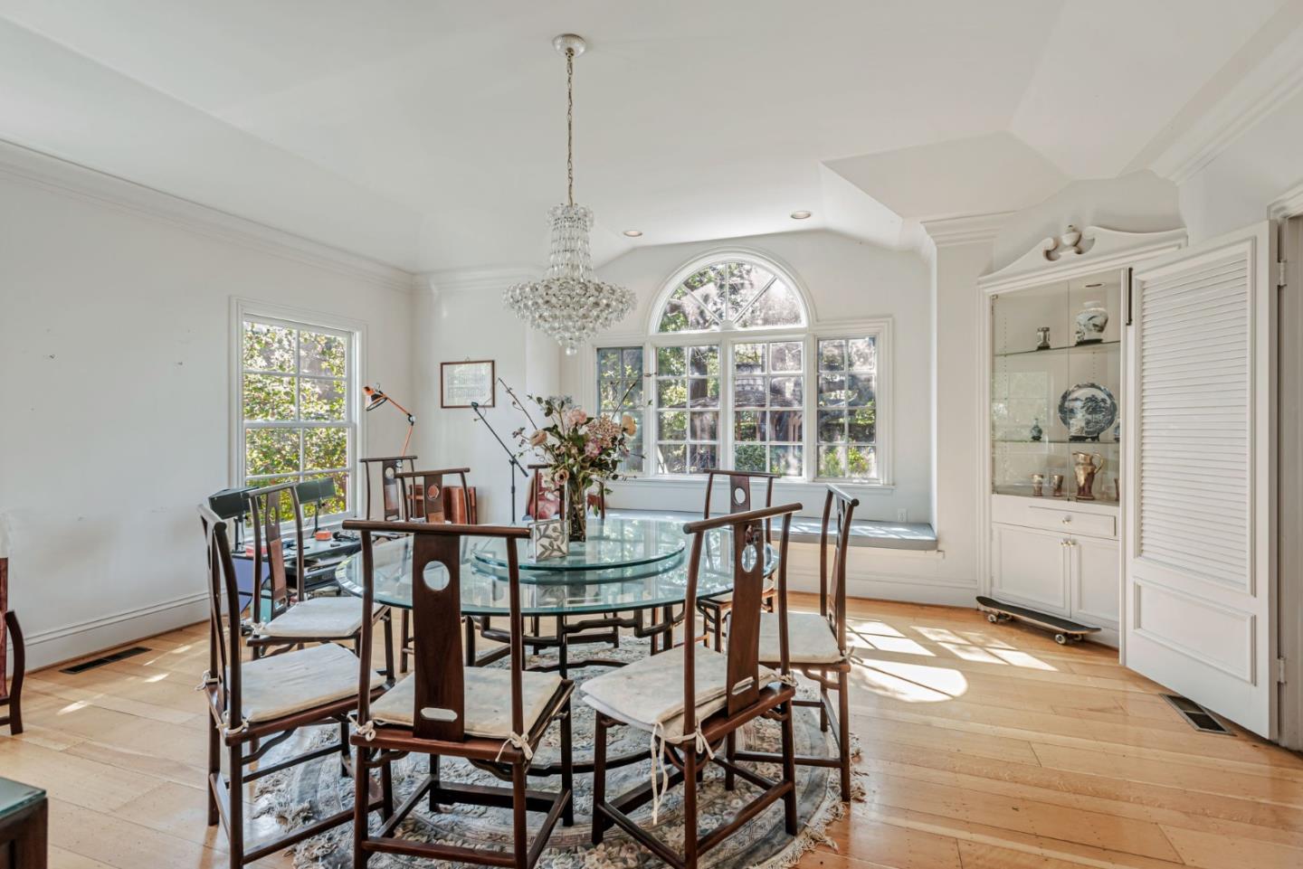 Detail Gallery Image 22 of 46 For 280 Uplands Dr, Hillsborough,  CA 94010 - 5 Beds | 4/1 Baths