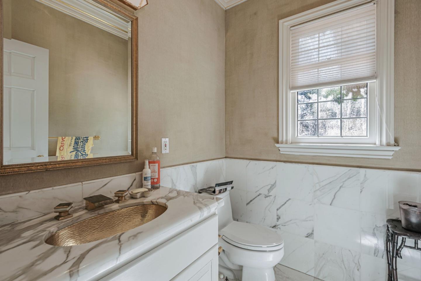 Detail Gallery Image 29 of 46 For 280 Uplands Dr, Hillsborough,  CA 94010 - 5 Beds | 4/1 Baths