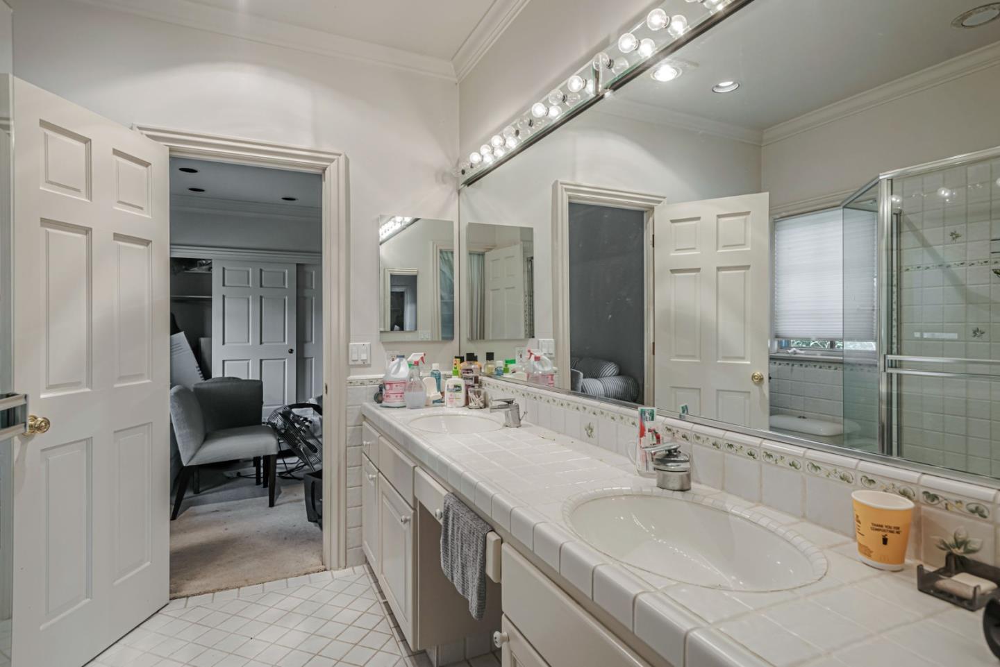 Detail Gallery Image 32 of 46 For 280 Uplands Dr, Hillsborough,  CA 94010 - 5 Beds | 4/1 Baths