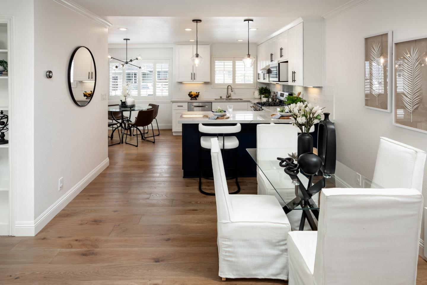Detail Gallery Image 10 of 43 For 561 Fiesta Dr, San Mateo,  CA 94403 - 3 Beds | 2 Baths