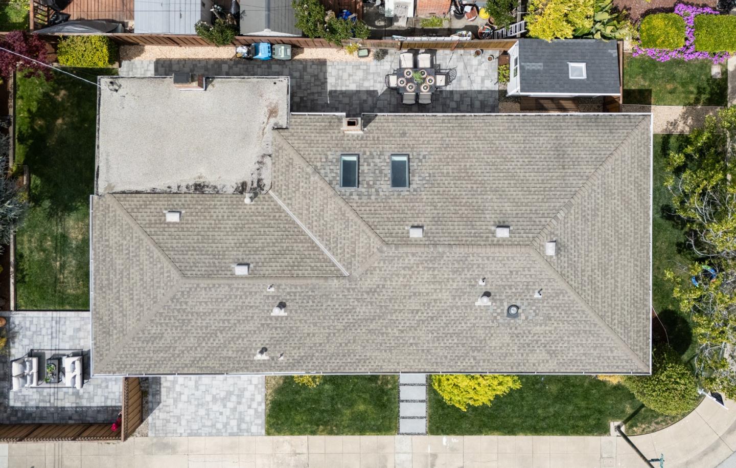 Detail Gallery Image 35 of 43 For 561 Fiesta Dr, San Mateo,  CA 94403 - 3 Beds | 2 Baths