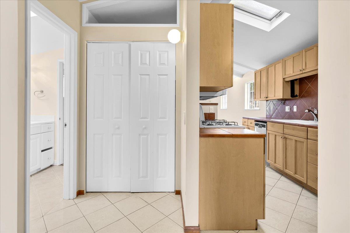 Detail Gallery Image 10 of 25 For 1195 Elm Ave, Seaside,  CA 93955 - 2 Beds | 1 Baths