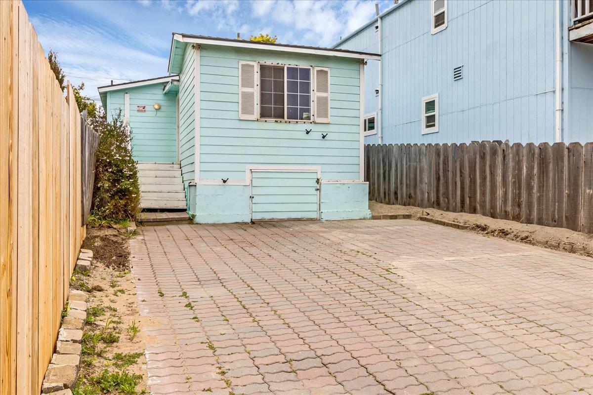Detail Gallery Image 21 of 25 For 1195 Elm Ave, Seaside,  CA 93955 - 2 Beds | 1 Baths