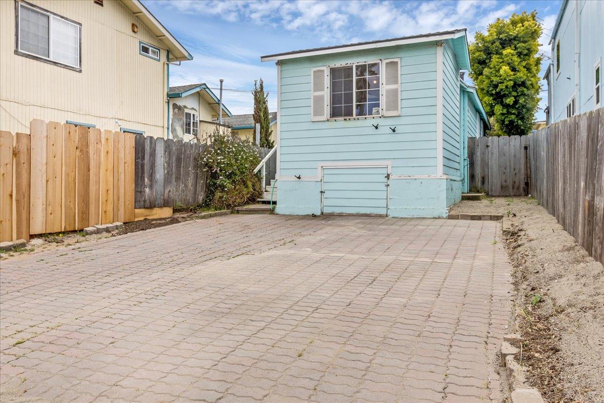 Detail Gallery Image 24 of 25 For 1195 Elm Ave, Seaside,  CA 93955 - 2 Beds | 1 Baths