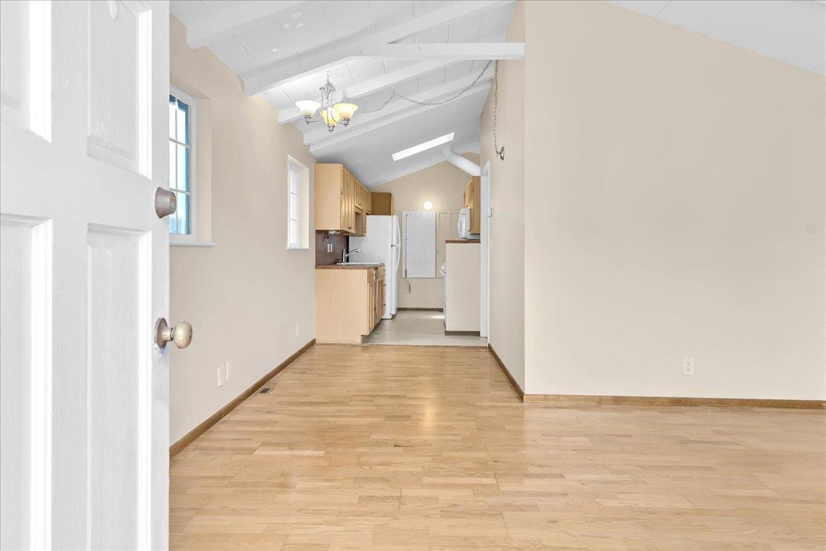 Detail Gallery Image 4 of 25 For 1195 Elm Ave, Seaside,  CA 93955 - 2 Beds | 1 Baths