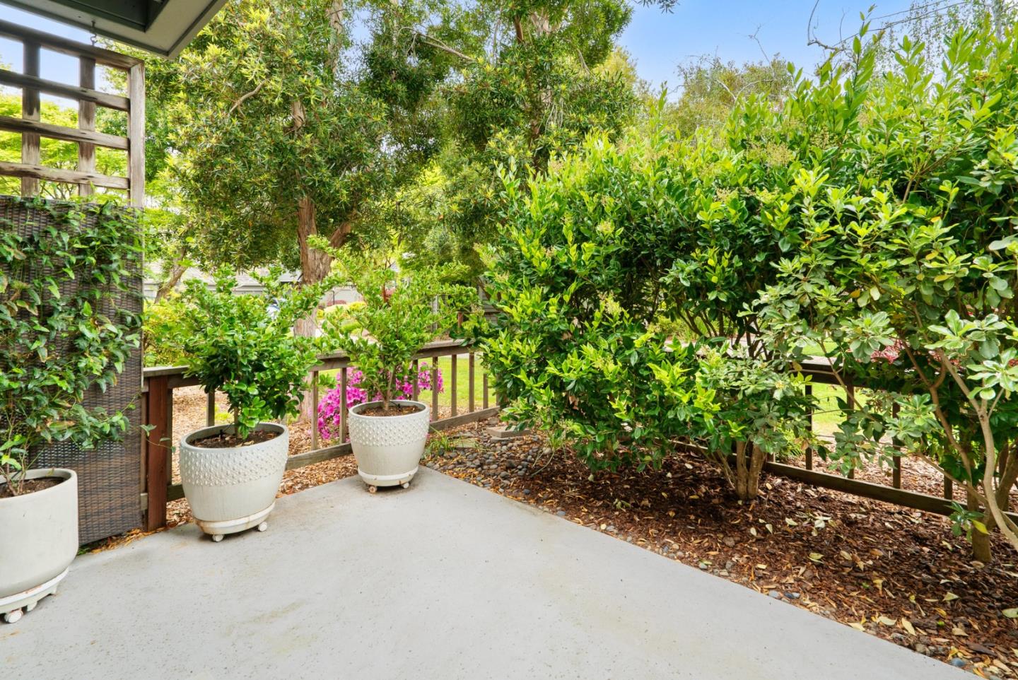 Detail Gallery Image 23 of 50 For 125 Southampton Ln a,  Santa Cruz,  CA 95062 - 2 Beds | 2 Baths
