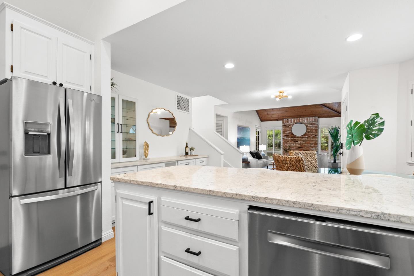 Detail Gallery Image 36 of 50 For 125 Southampton Ln a,  Santa Cruz,  CA 95062 - 2 Beds | 2 Baths