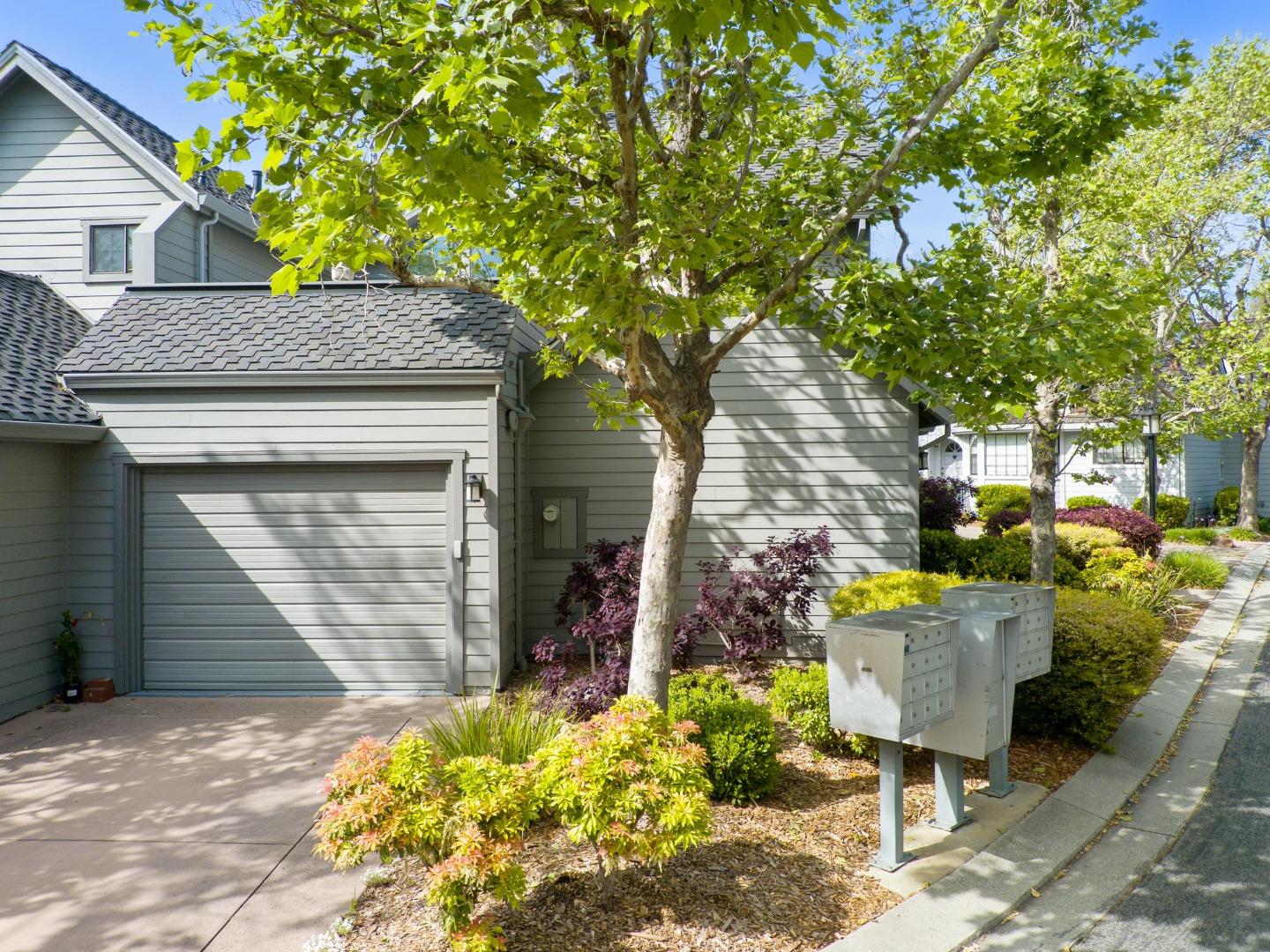 Detail Gallery Image 44 of 50 For 125 Southampton Ln a,  Santa Cruz,  CA 95062 - 2 Beds | 2 Baths