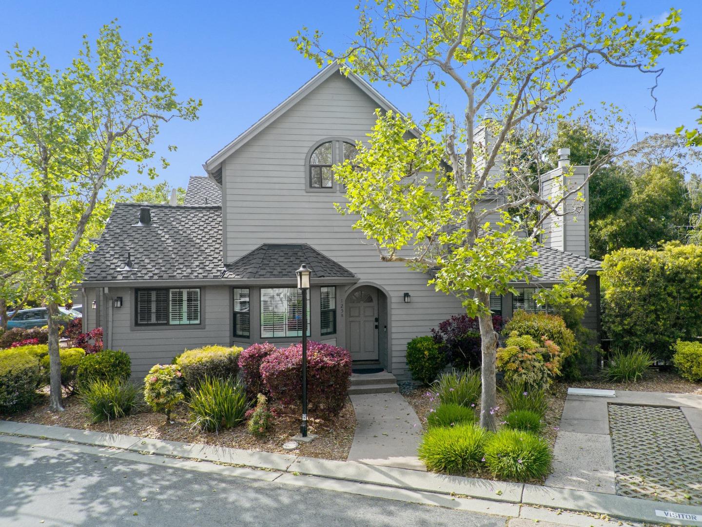 Detail Gallery Image 45 of 50 For 125 Southampton Ln a,  Santa Cruz,  CA 95062 - 2 Beds | 2 Baths