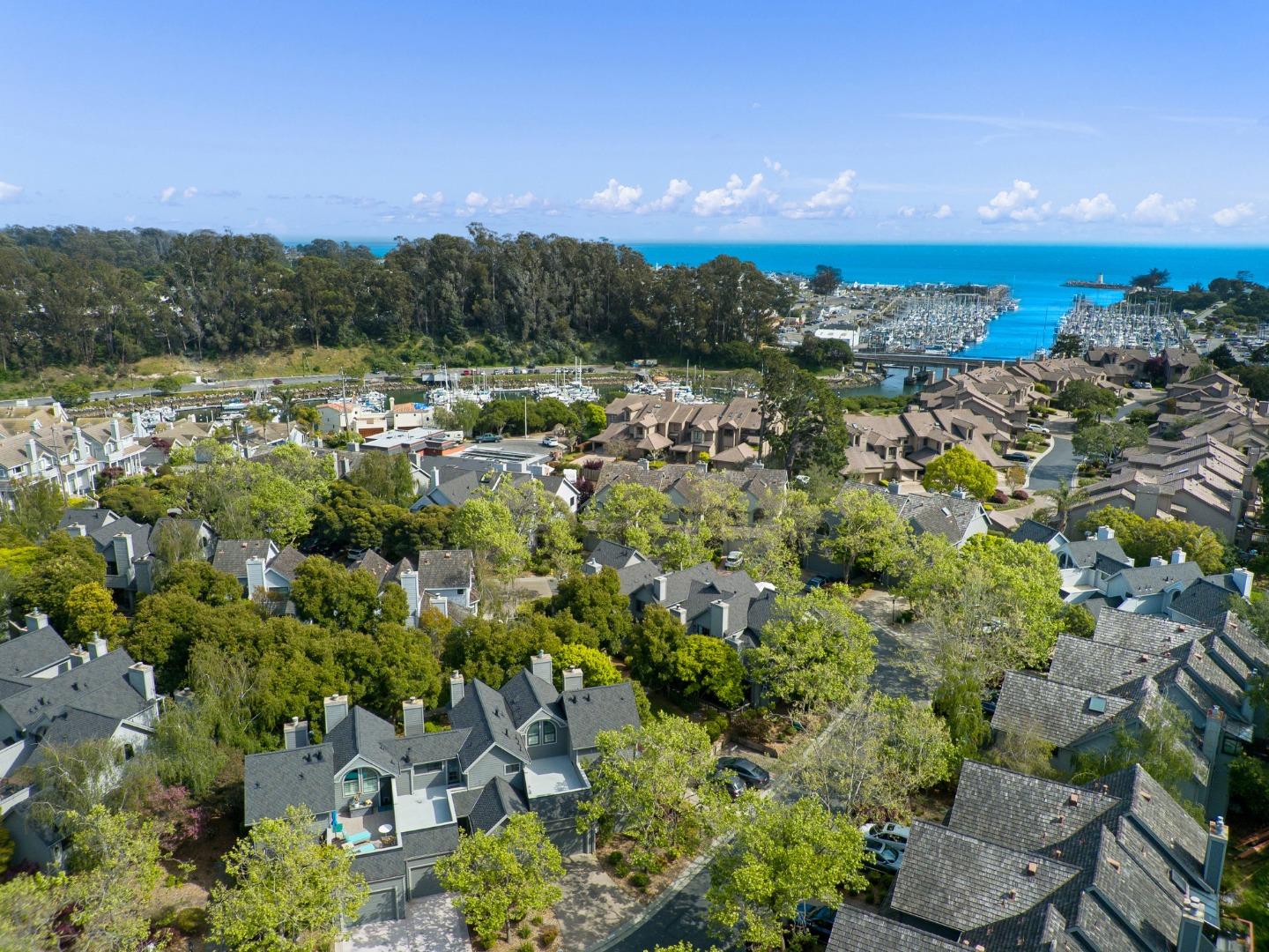 Detail Gallery Image 47 of 50 For 125 Southampton Ln a,  Santa Cruz,  CA 95062 - 2 Beds | 2 Baths