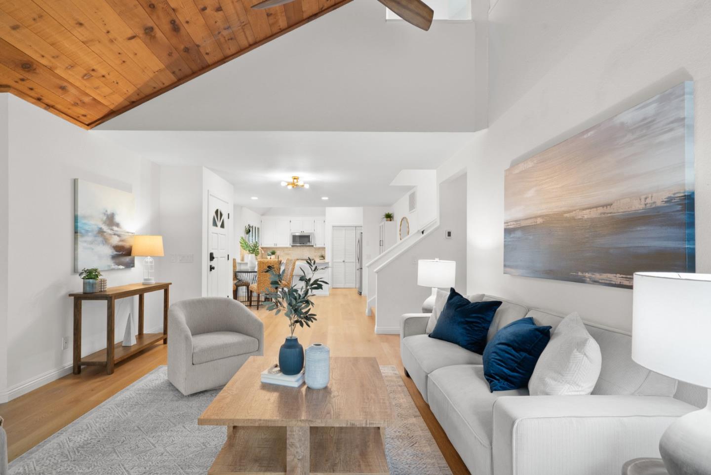Detail Gallery Image 5 of 50 For 125 Southampton Ln a,  Santa Cruz,  CA 95062 - 2 Beds | 2 Baths