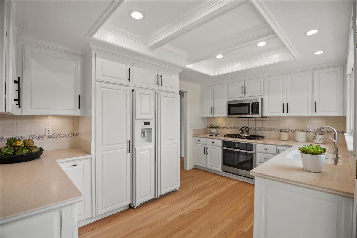 Detail Gallery Image 14 of 32 For 7156 Brooktree Way, San Jose,  CA 95120 - 4 Beds | 2 Baths