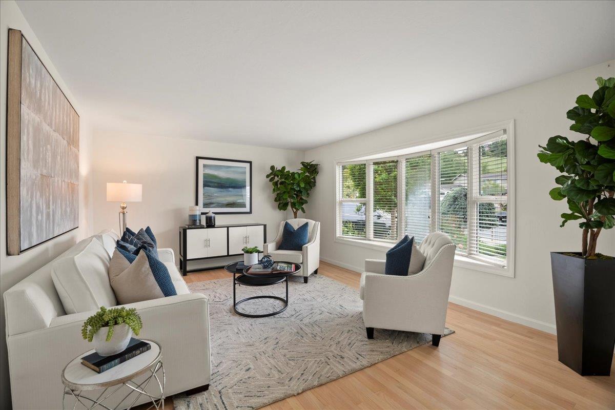 Detail Gallery Image 5 of 32 For 7156 Brooktree Way, San Jose,  CA 95120 - 4 Beds | 2 Baths