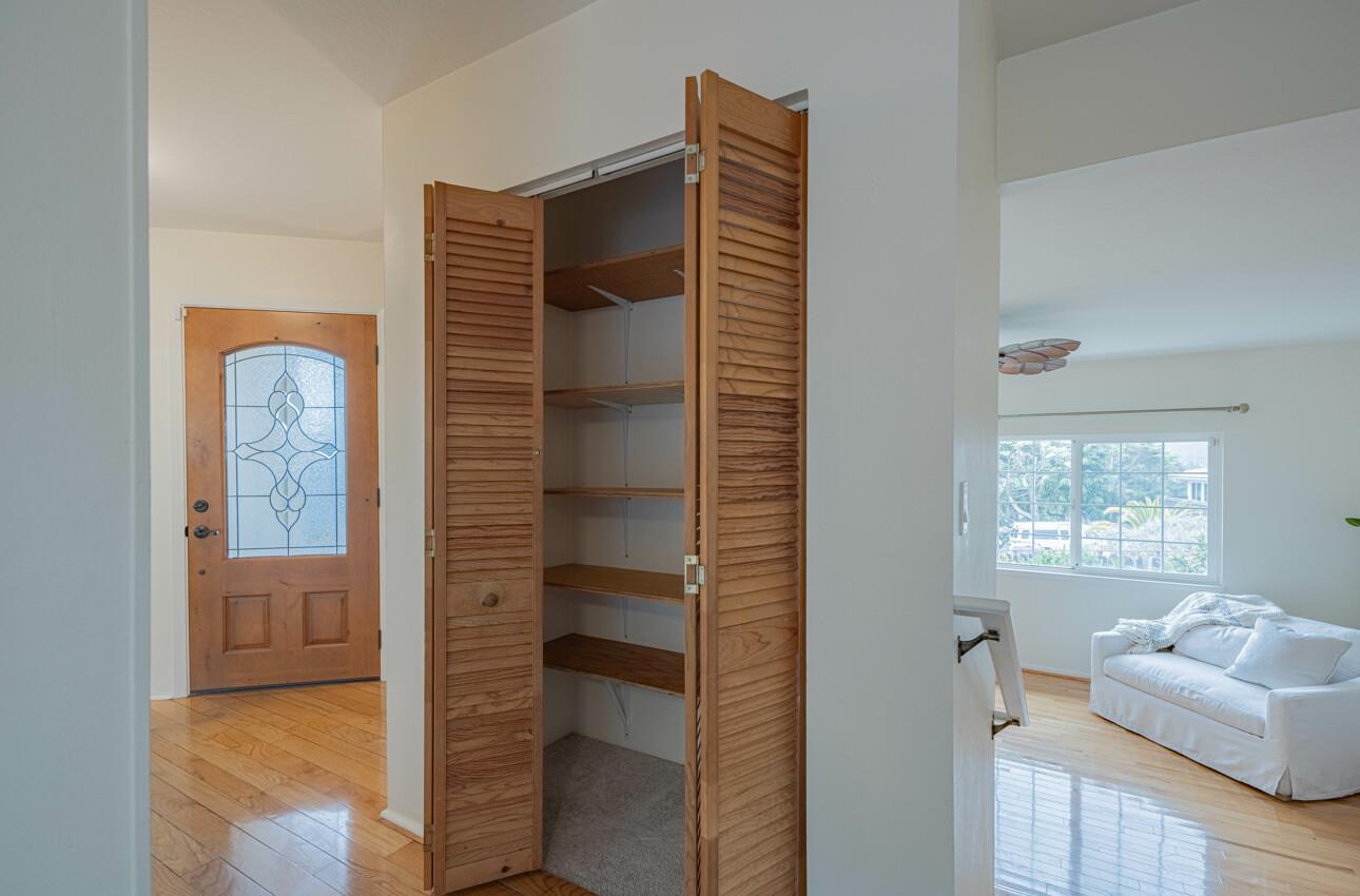 Detail Gallery Image 18 of 39 For 9 Harrow Court, Seaside,  CA 93955 - 3 Beds | 2 Baths
