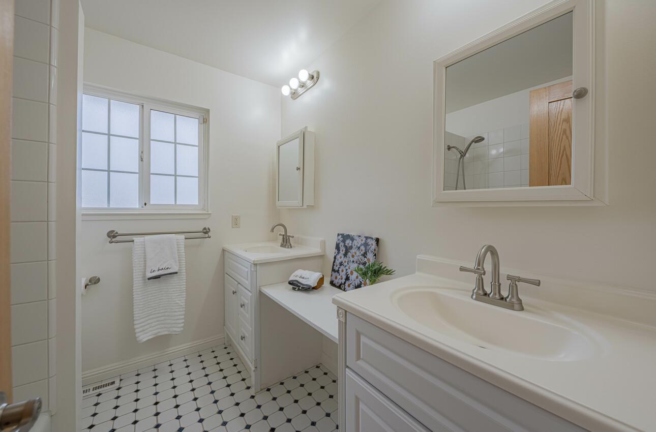 Detail Gallery Image 24 of 39 For 9 Harrow Court, Seaside,  CA 93955 - 3 Beds | 2 Baths