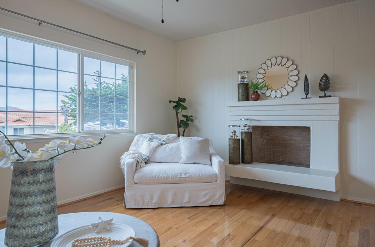 Detail Gallery Image 7 of 39 For 9 Harrow Court, Seaside,  CA 93955 - 3 Beds | 2 Baths