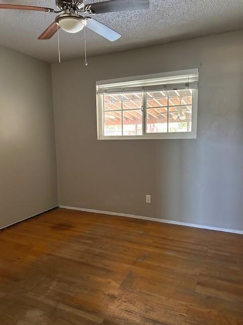 Detail Gallery Image 7 of 18 For 471 Helen Ave, Tracy,  CA 95376 - 4 Beds | 2 Baths