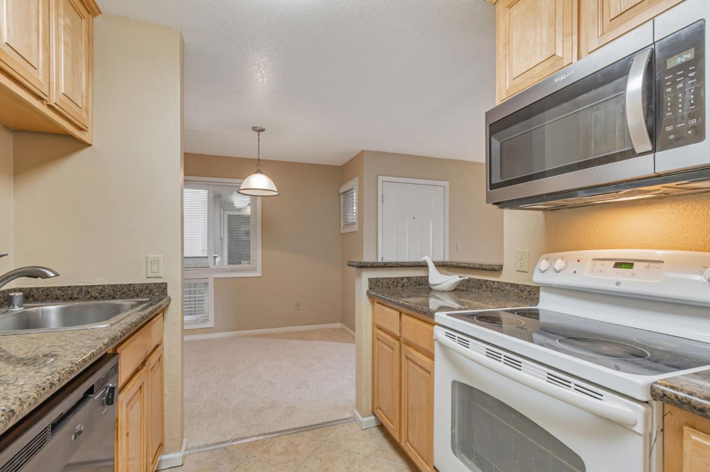 Detail Gallery Image 11 of 38 For 57 Monte Verano Ct, San Jose,  CA 95116 - 2 Beds | 1 Baths