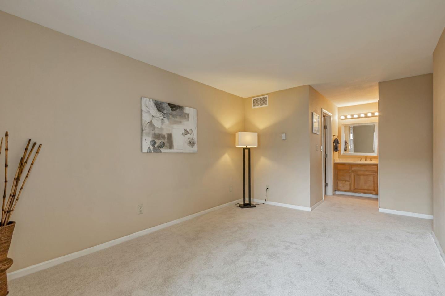 Detail Gallery Image 21 of 38 For 57 Monte Verano Ct, San Jose,  CA 95116 - 2 Beds | 1 Baths