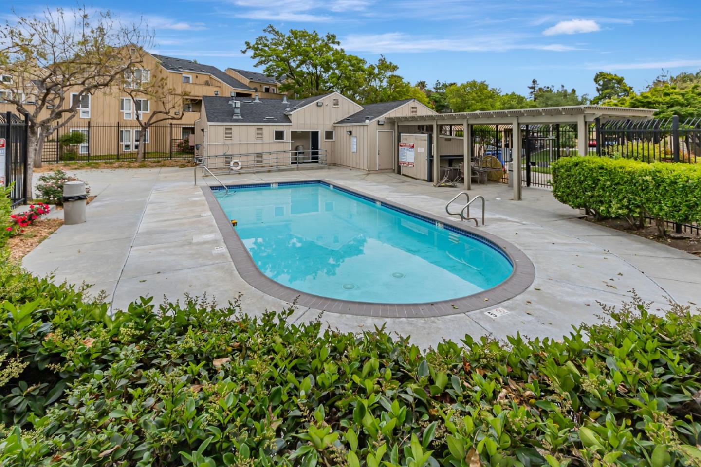 Detail Gallery Image 31 of 38 For 57 Monte Verano Ct, San Jose,  CA 95116 - 2 Beds | 1 Baths
