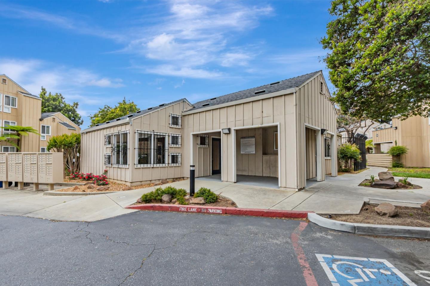 Detail Gallery Image 34 of 38 For 57 Monte Verano Ct, San Jose,  CA 95116 - 2 Beds | 1 Baths