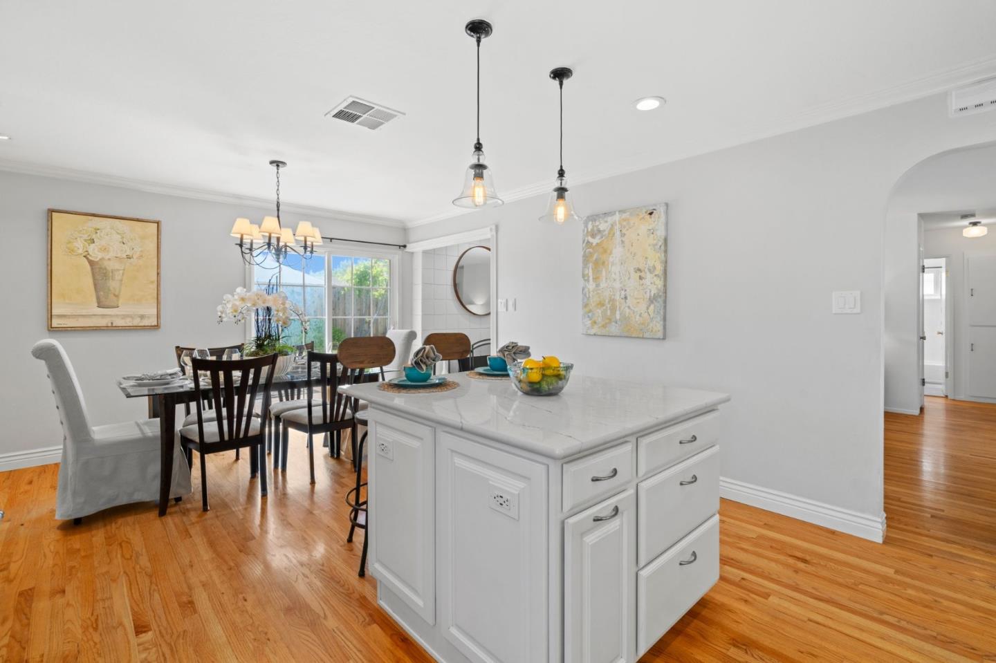 Detail Gallery Image 15 of 49 For 6150 Oneida Dr, San Jose,  CA 95123 - 3 Beds | 2 Baths
