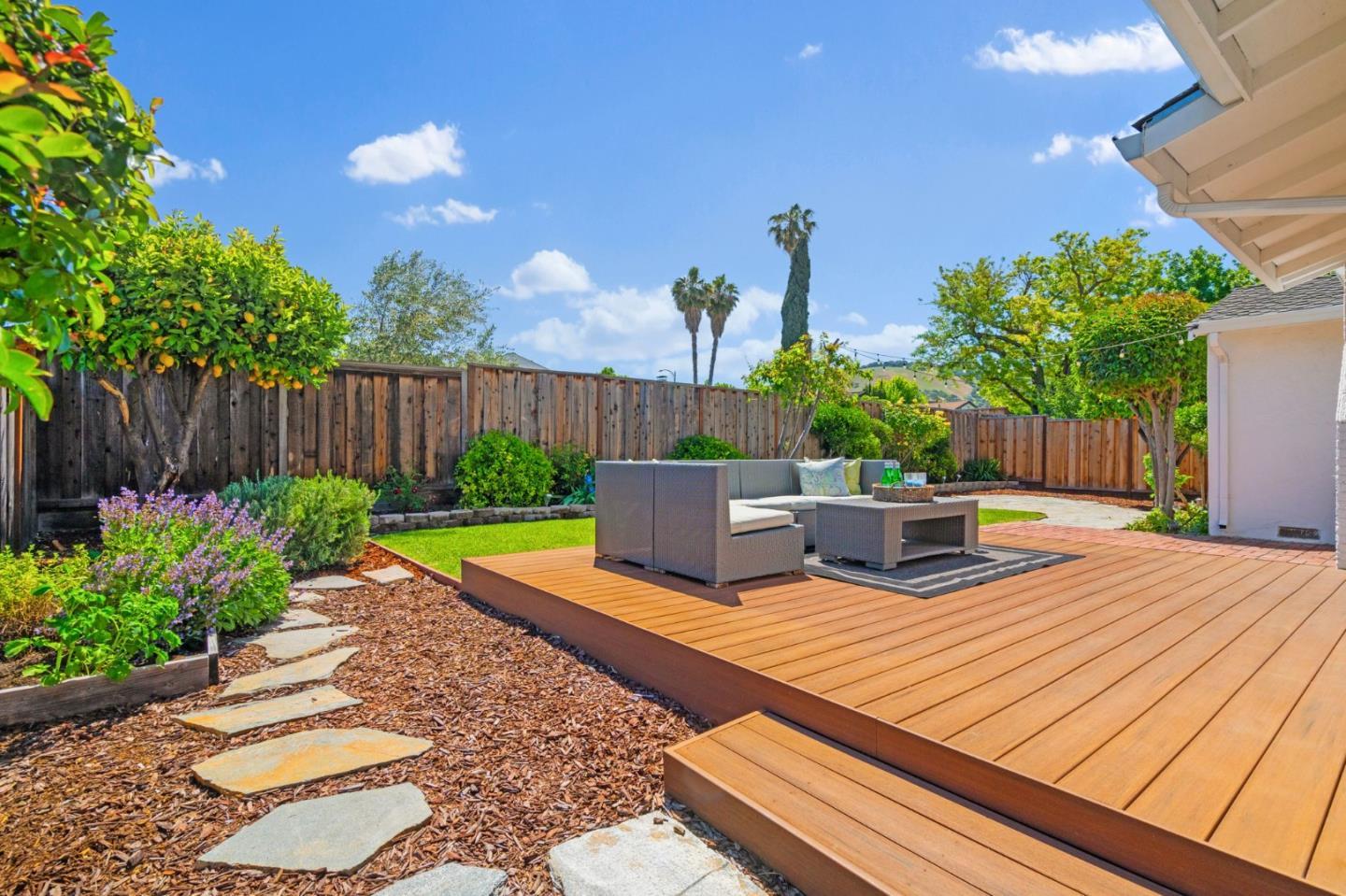 Detail Gallery Image 32 of 49 For 6150 Oneida Dr, San Jose,  CA 95123 - 3 Beds | 2 Baths
