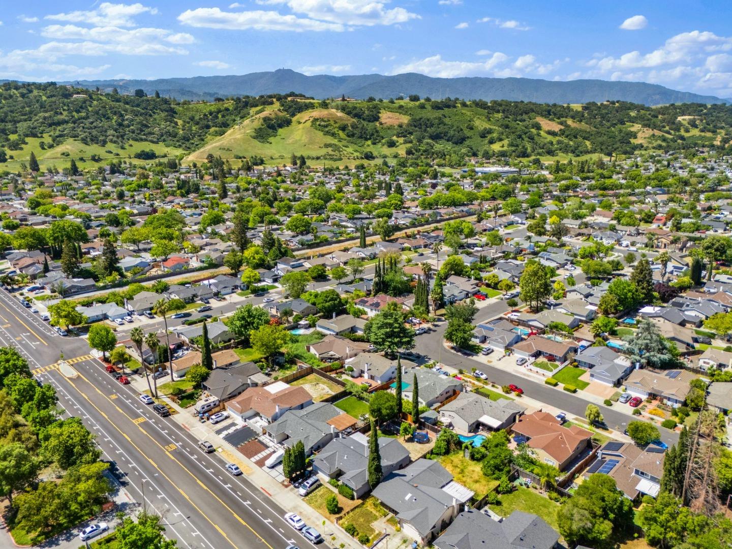 Detail Gallery Image 45 of 49 For 6150 Oneida Dr, San Jose,  CA 95123 - 3 Beds | 2 Baths