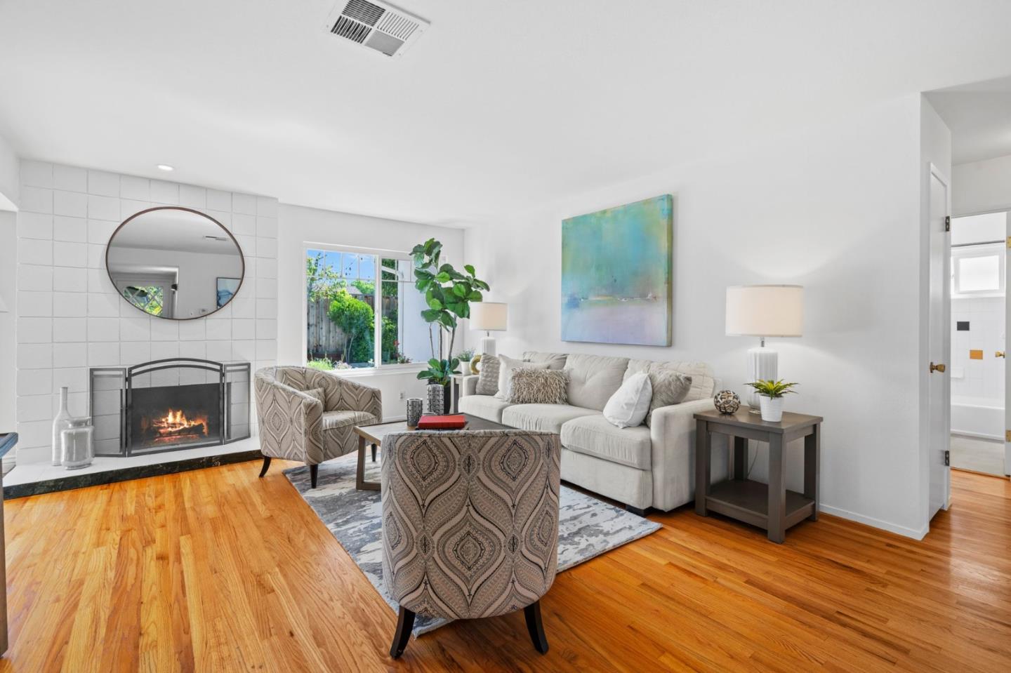 Detail Gallery Image 7 of 49 For 6150 Oneida Dr, San Jose,  CA 95123 - 3 Beds | 2 Baths