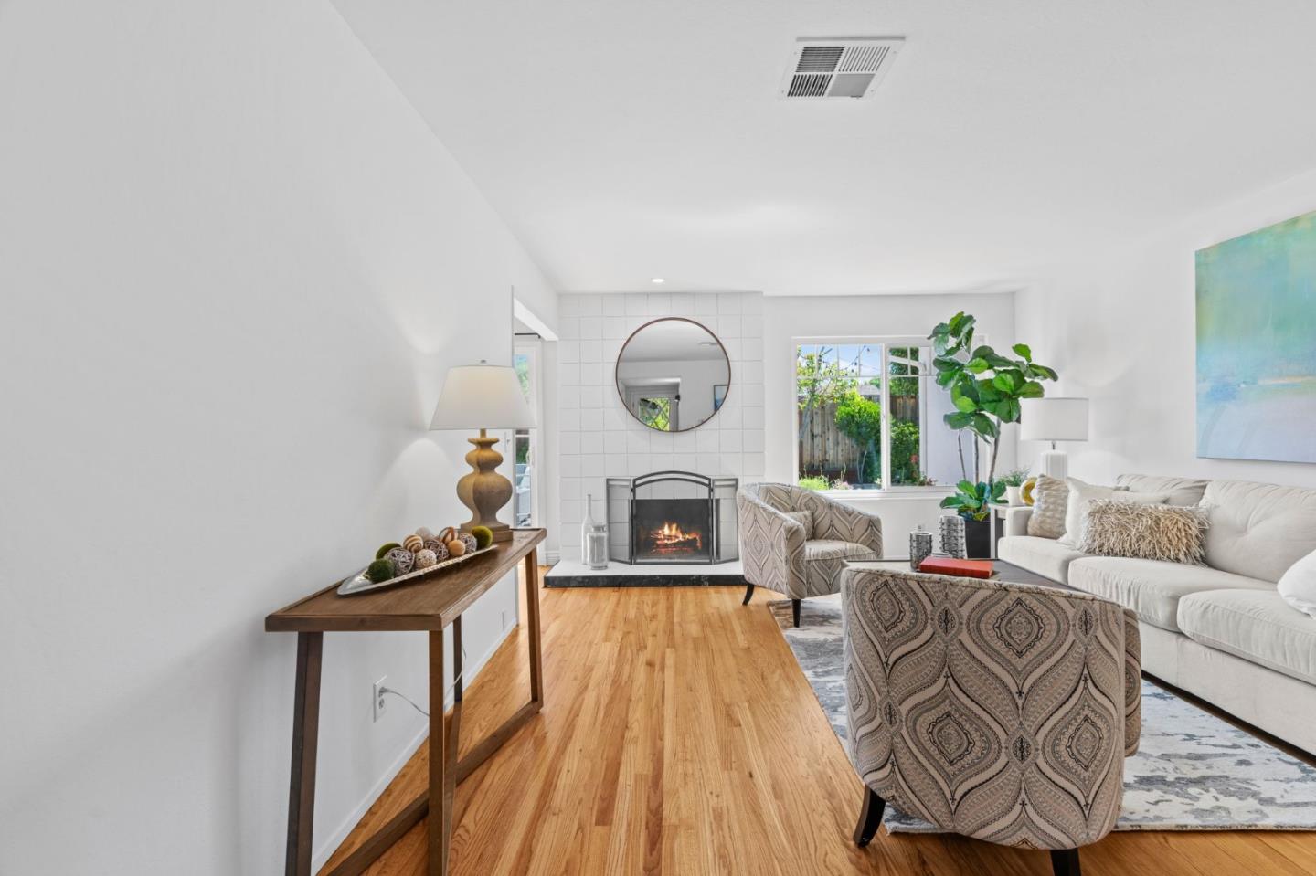 Detail Gallery Image 8 of 49 For 6150 Oneida Dr, San Jose,  CA 95123 - 3 Beds | 2 Baths