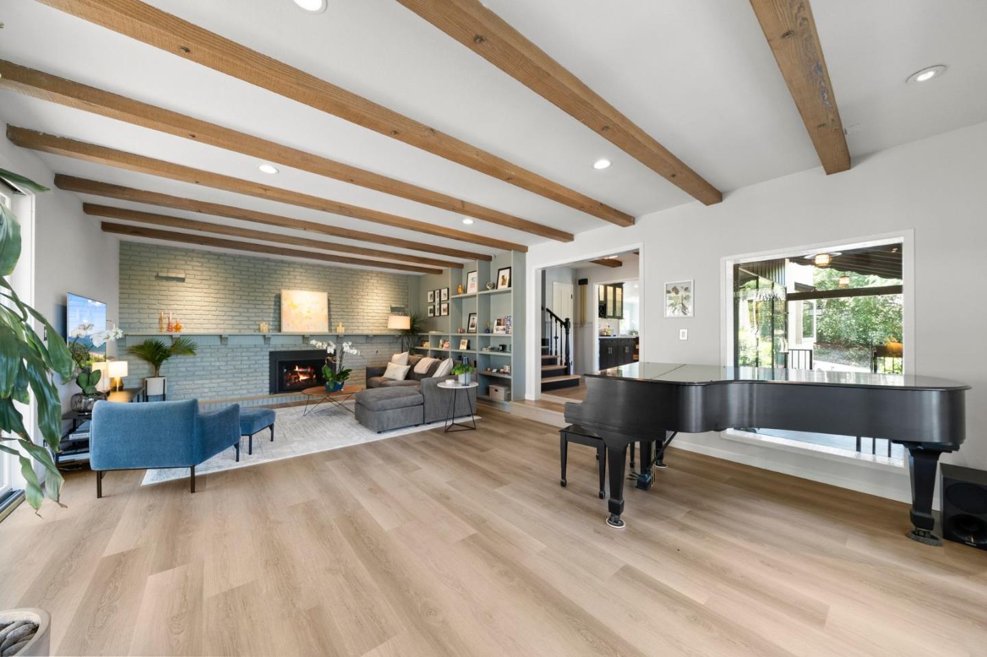 Detail Gallery Image 11 of 59 For 1670 Whitham Ave, Los Altos,  CA 94024 - 4 Beds | 3 Baths