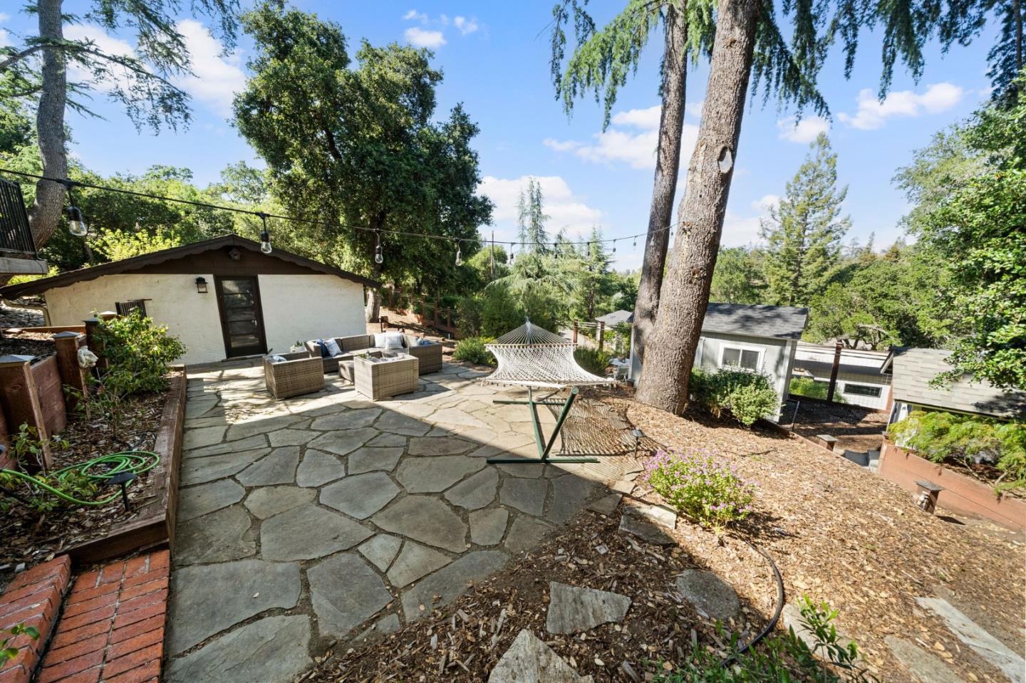 Detail Gallery Image 36 of 59 For 1670 Whitham Ave, Los Altos,  CA 94024 - 4 Beds | 3 Baths