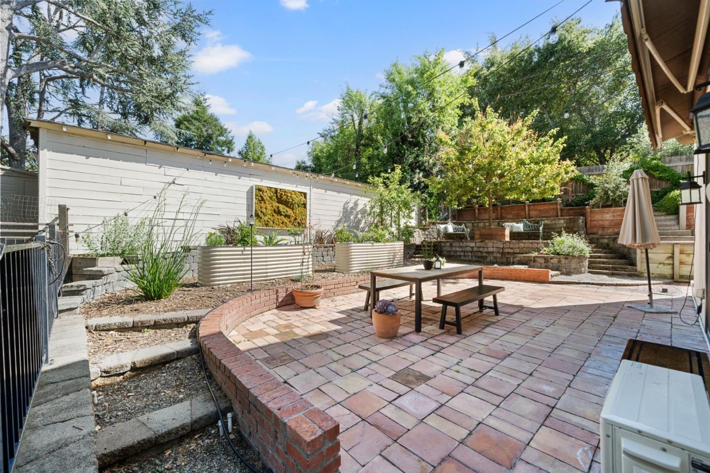 Detail Gallery Image 40 of 59 For 1670 Whitham Ave, Los Altos,  CA 94024 - 4 Beds | 3 Baths