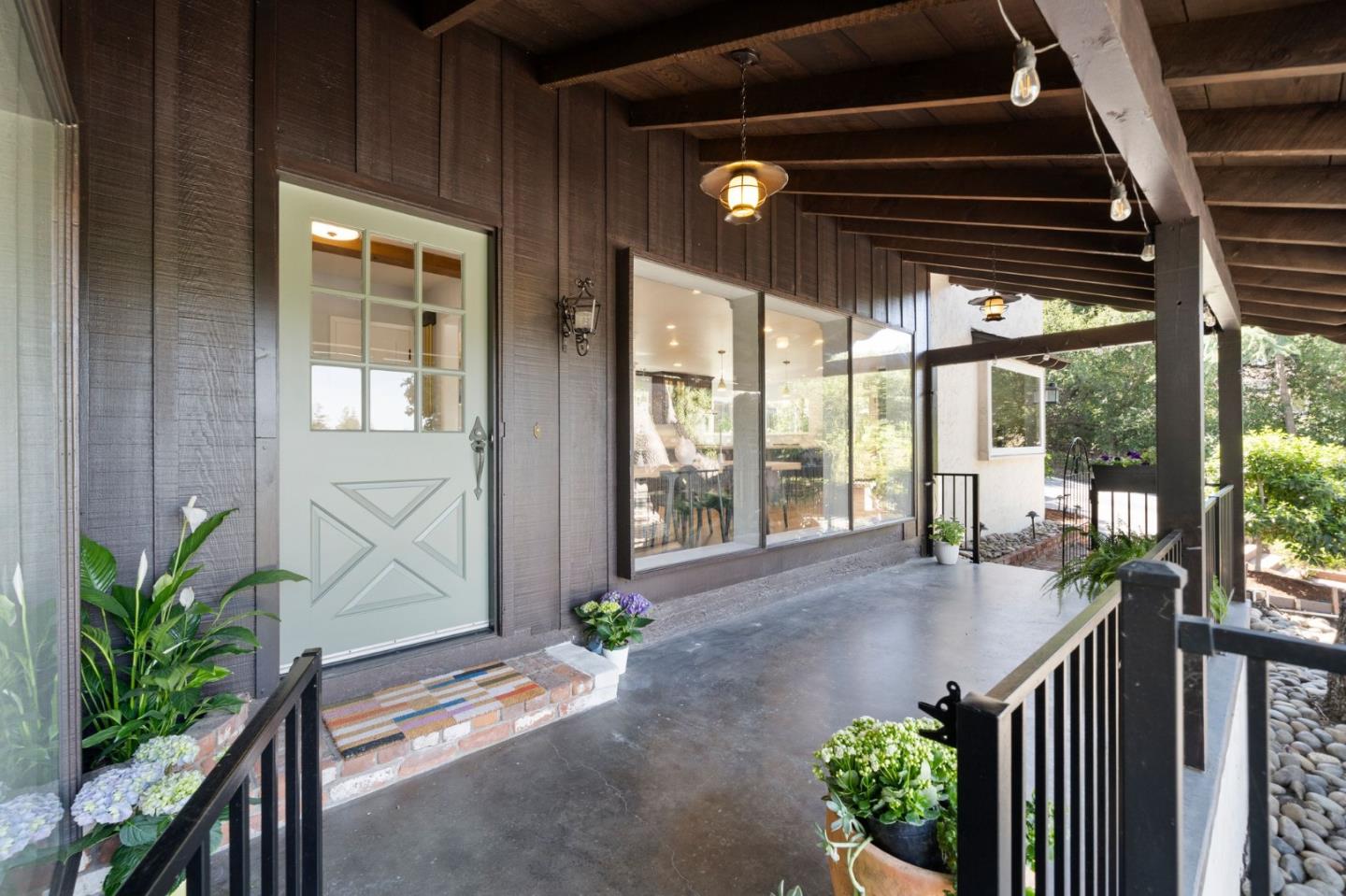 Detail Gallery Image 8 of 59 For 1670 Whitham Ave, Los Altos,  CA 94024 - 4 Beds | 3 Baths