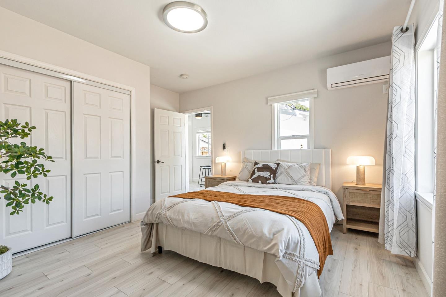 Detail Gallery Image 23 of 60 For 371 Menker Ave, San Jose,  CA 95128 - 5 Beds | 4 Baths