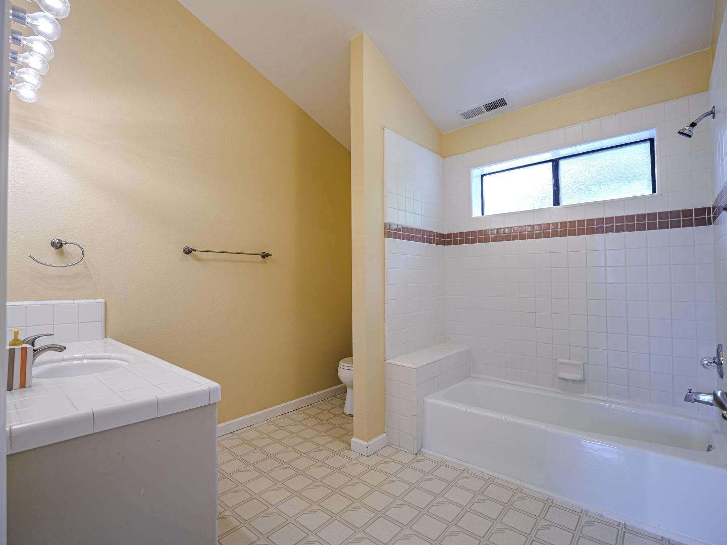 Detail Gallery Image 25 of 55 For 3040 Pacific Heights Dr, Aptos,  CA 95003 - 3 Beds | 2 Baths