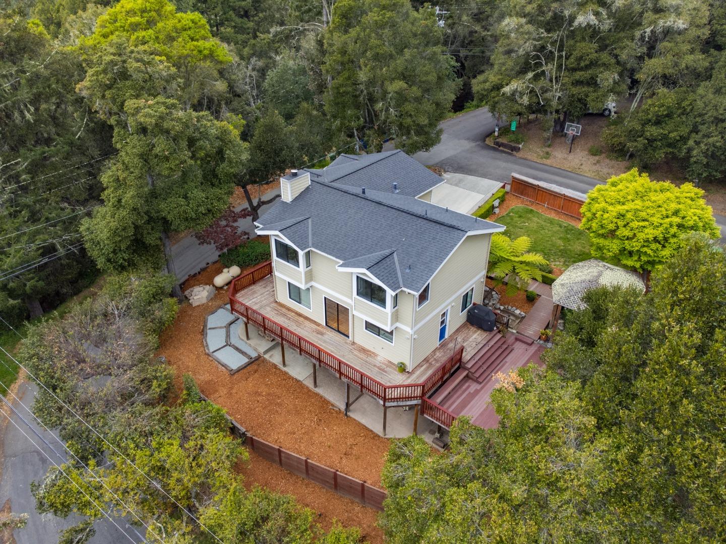 Detail Gallery Image 34 of 55 For 3040 Pacific Heights Dr, Aptos,  CA 95003 - 3 Beds | 2 Baths