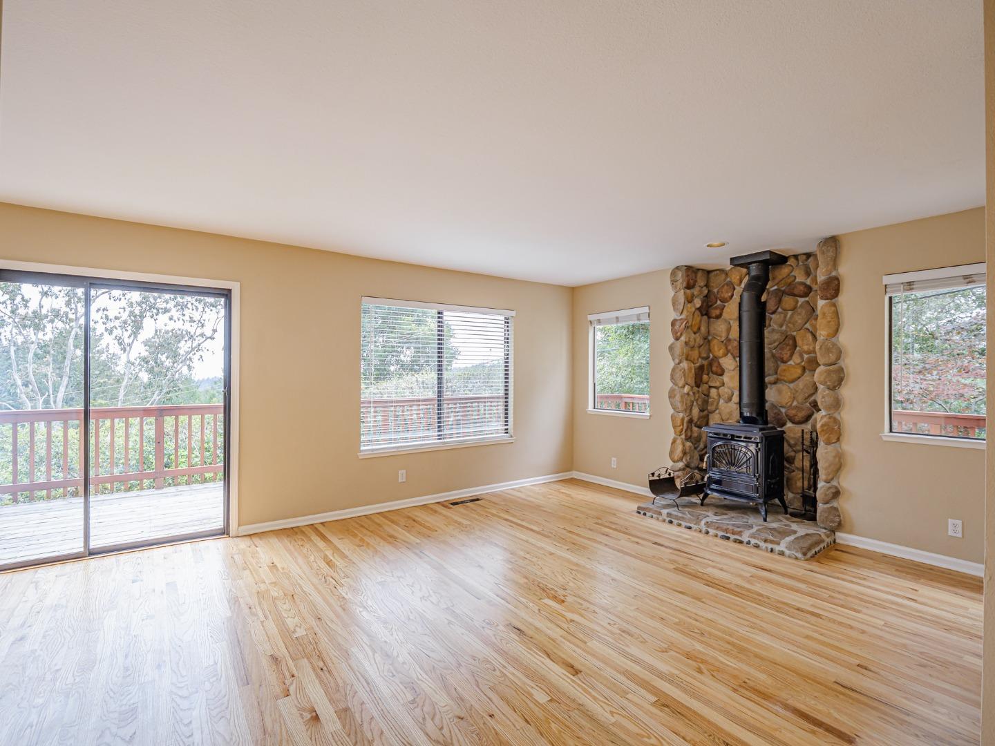 Detail Gallery Image 6 of 55 For 3040 Pacific Heights Dr, Aptos,  CA 95003 - 3 Beds | 2 Baths