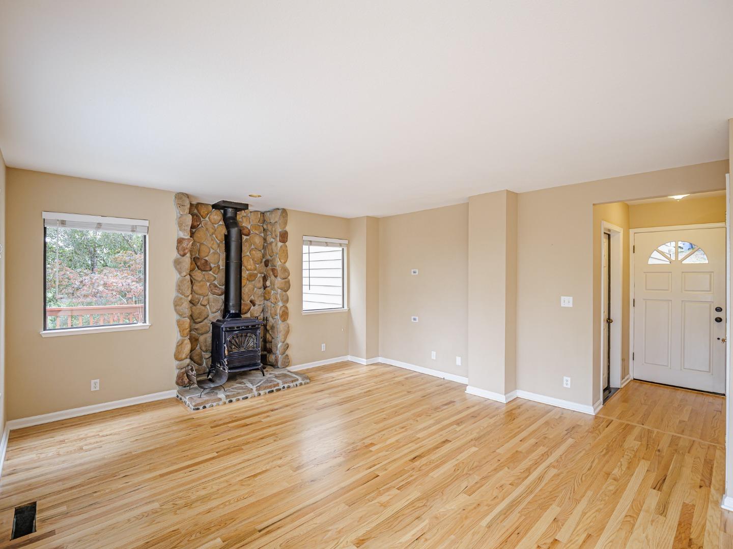 Detail Gallery Image 9 of 55 For 3040 Pacific Heights Dr, Aptos,  CA 95003 - 3 Beds | 2 Baths