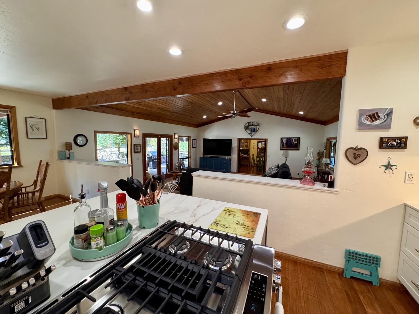 Detail Gallery Image 11 of 47 For 14543 Kathy Ln, Pioneer,  CA 95666 - 3 Beds | 2 Baths