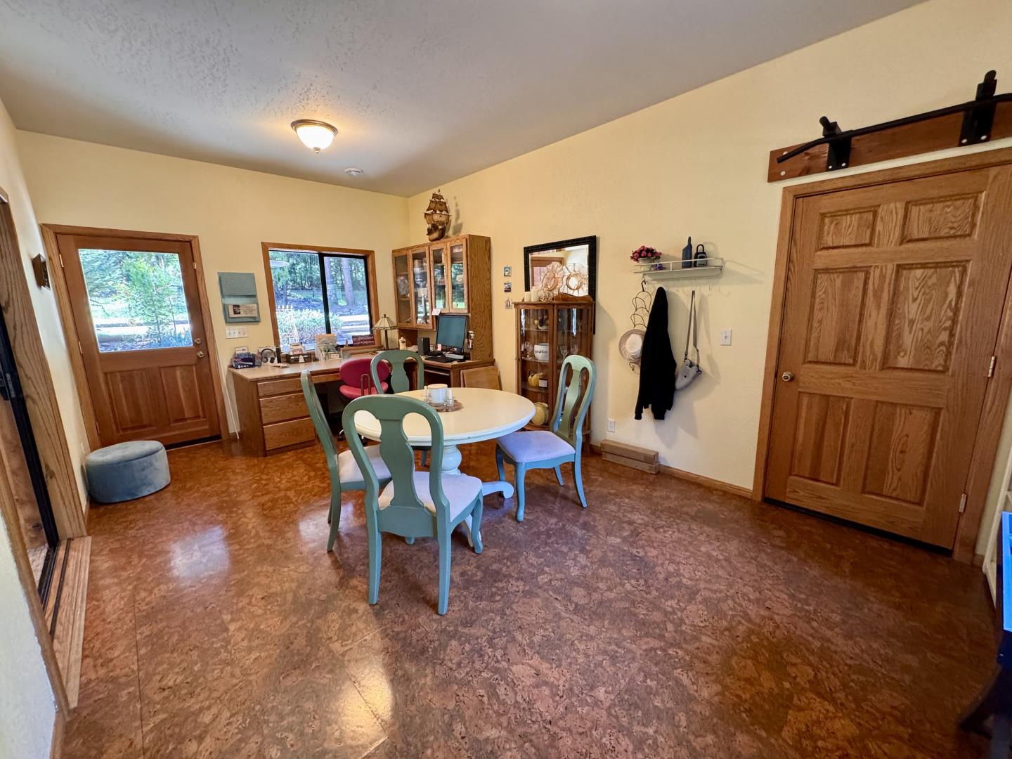 Detail Gallery Image 6 of 47 For 14543 Kathy Ln, Pioneer,  CA 95666 - 3 Beds | 2 Baths