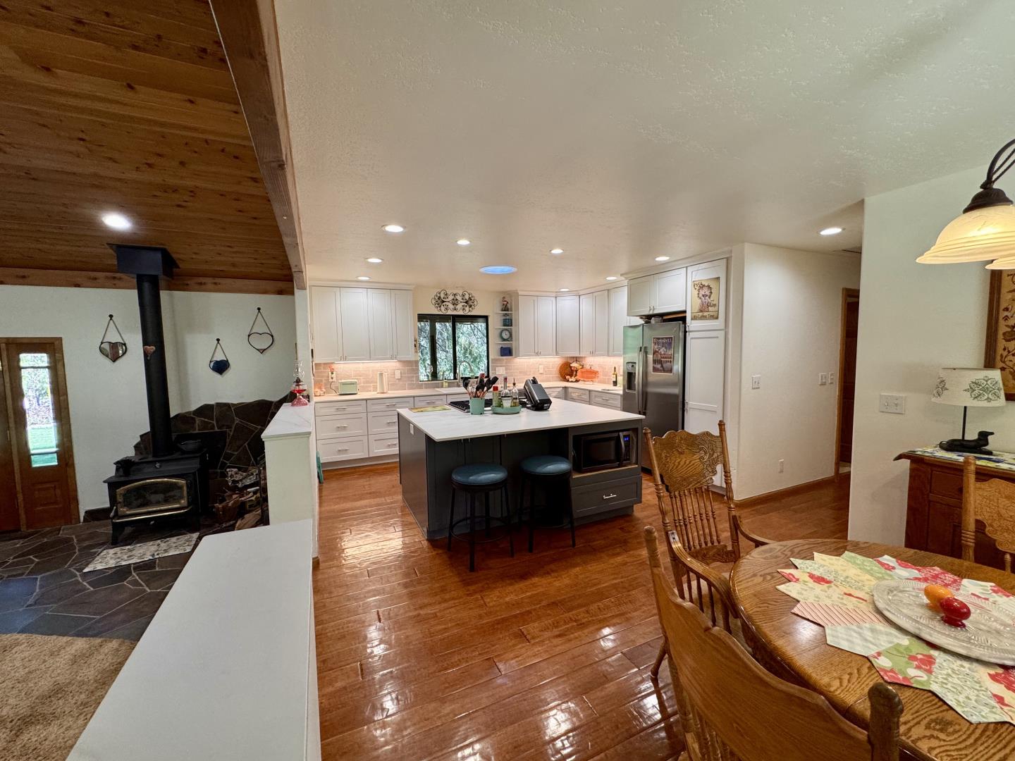 Detail Gallery Image 9 of 47 For 14543 Kathy Ln, Pioneer,  CA 95666 - 3 Beds | 2 Baths