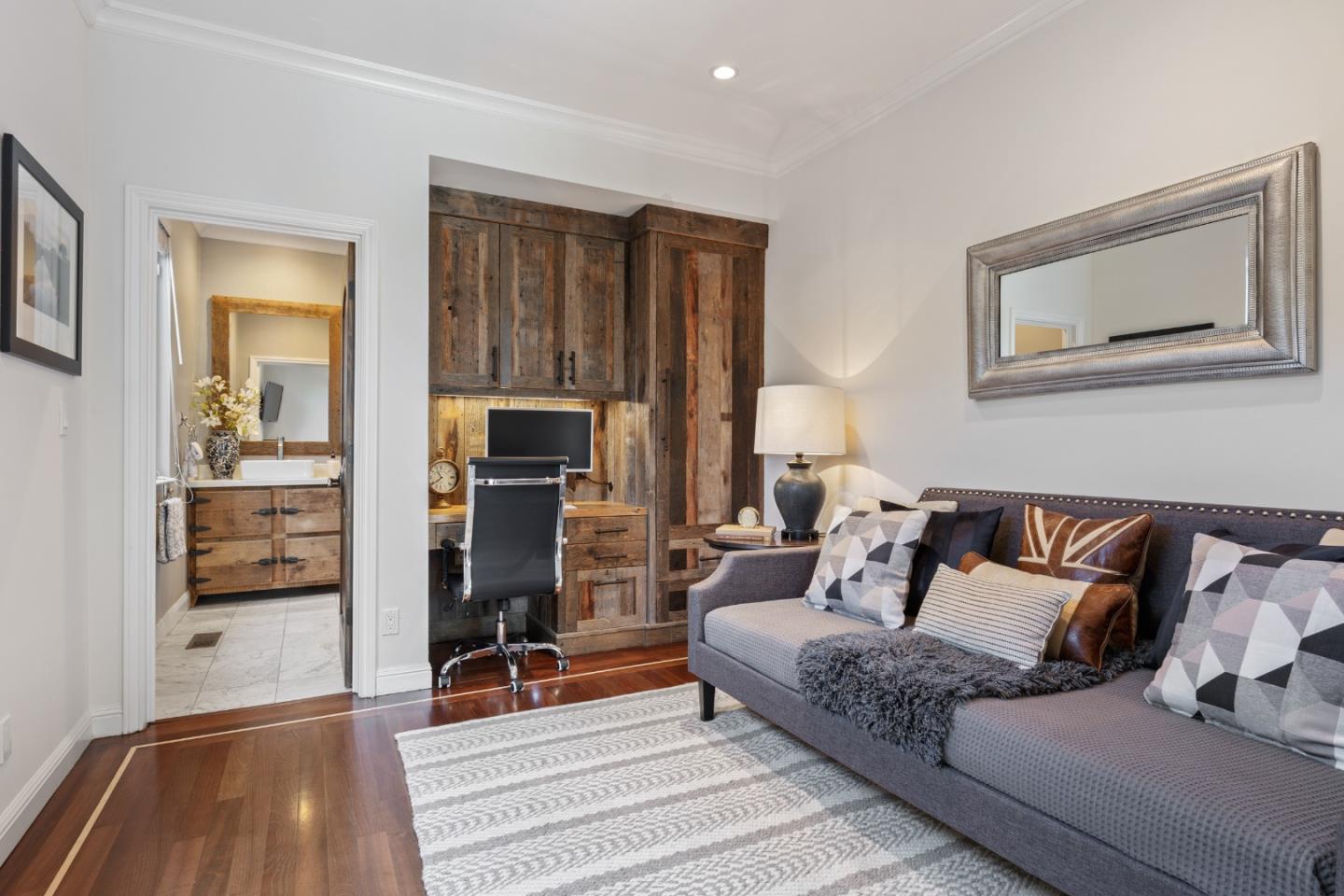 Detail Gallery Image 21 of 54 For 1513 Sanchez Ave, Burlingame,  CA 94010 - 4 Beds | 4/1 Baths