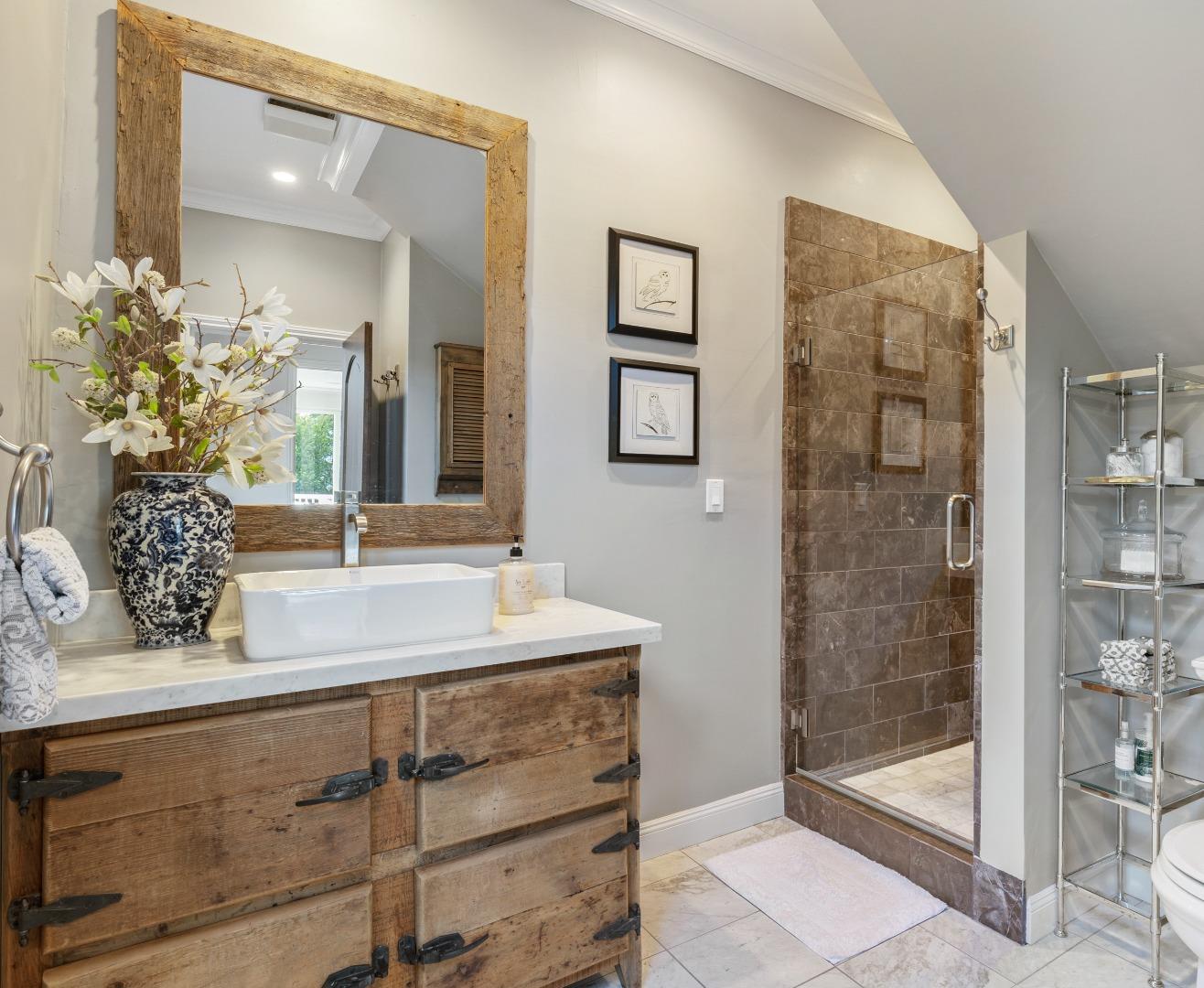 Detail Gallery Image 27 of 54 For 1513 Sanchez Ave, Burlingame,  CA 94010 - 4 Beds | 4/1 Baths