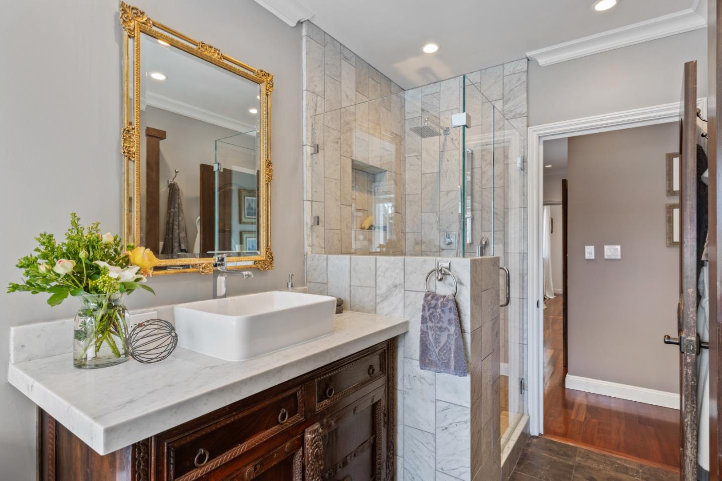 Detail Gallery Image 37 of 54 For 1513 Sanchez Ave, Burlingame,  CA 94010 - 4 Beds | 4/1 Baths